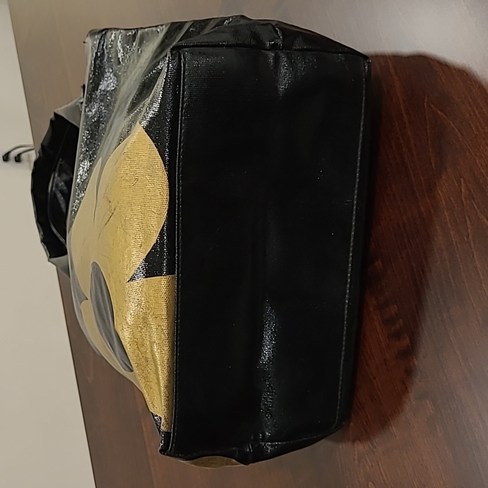 Daisy Marc Jacobs  Black and Gold Floral Wax Canvas Tote - Picture 7 of 9